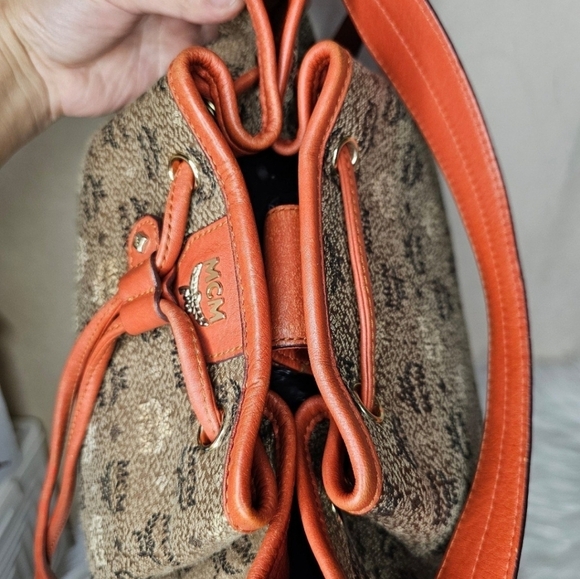 🔹MCM🔹️visetos jacquard brown orange bucket Draw String  crossbody shoulder bag - Picture 4 of 12